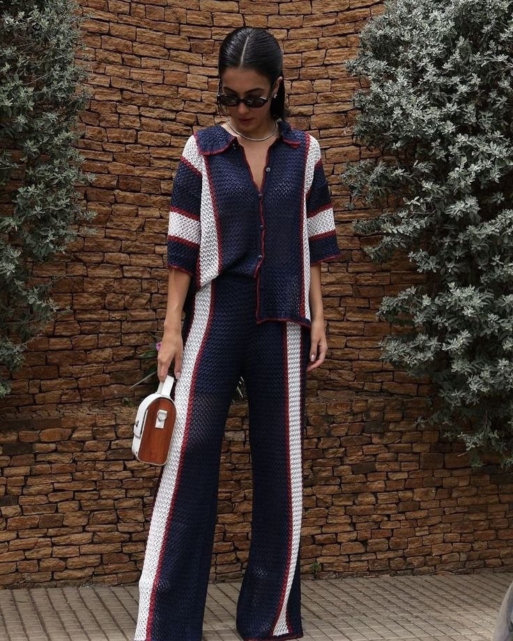 Chemise oversize & panier paille